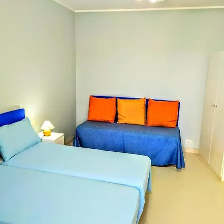 Oda ve Kahvaltı Hello Aci Trezza