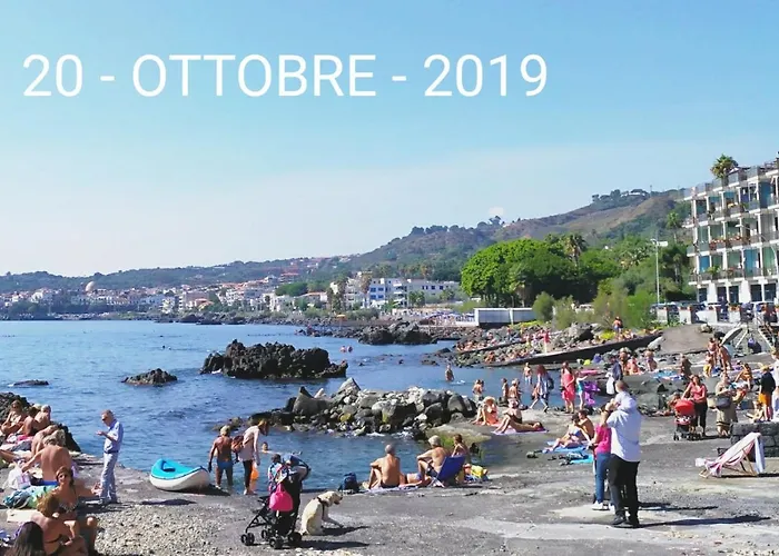 Hello Bed & Breakfast Aci Trezza