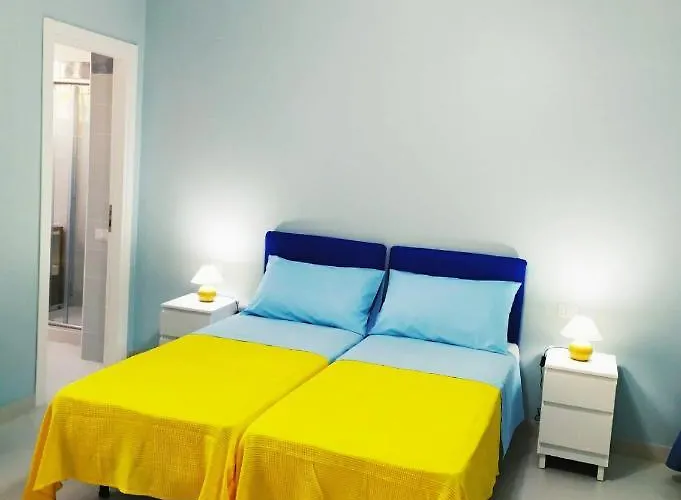 Hello לינה וארוחת בוקר *